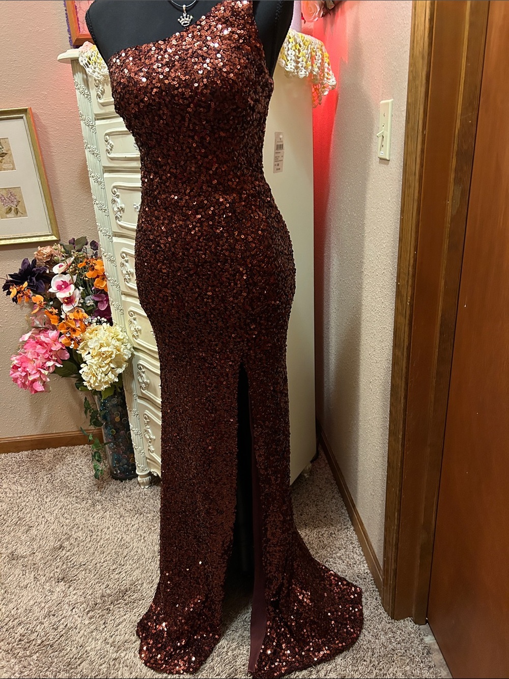 Windsor One-Shoulder Burgundy Sequin Gown